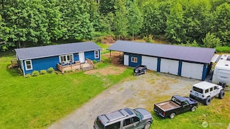 1707 Bonnie Ln, Camano Island, WA 98282