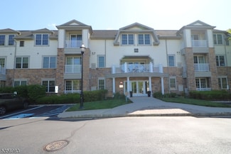 264 Victoria Dr Unit O1, Bridgewater, NJ 08807