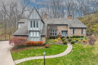 1970 Kresswood Cir, Dayton, OH 45429