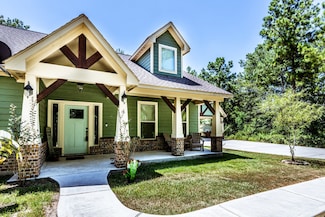 9 Tall Timbers Way, Huntsville, TX 77320