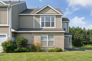 15562 Finch Ave, Saint Paul, MN 55124
