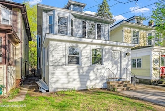 129 N Pine Ave, Albany, NY 12203