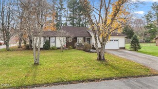 109 Heather Ln, Johnson City, TN 37601