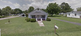 130 S Isabella St, Coats, NC 27521