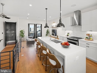 609 Gresham Place NW Unit 2, Washington, DC 20001