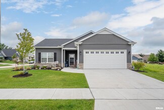 6323 College Ave, Davenport, IA 52807