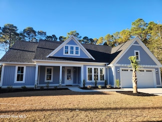 323 Pineknoll Dr, Calabash, NC 28467