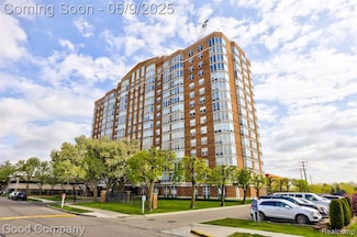 250 E Harbortown Dr Unit 902, Detroit, MI 48207