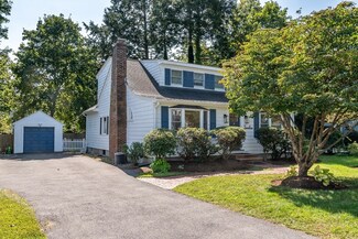 12 Durant Rd, Wellesley, MA 02482