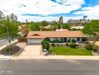 335 E Waltann Ln, Phoenix, AZ 85022