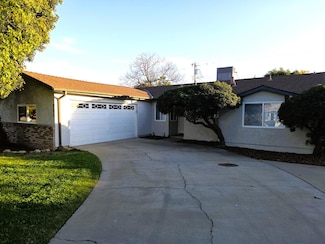 512 San Jose Ave, Clovis, CA 93612