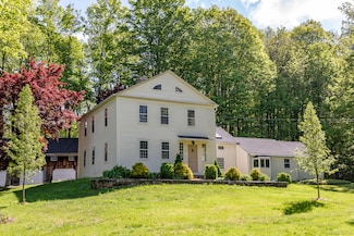 8 Southbury Rd, Roxbury, CT 06783