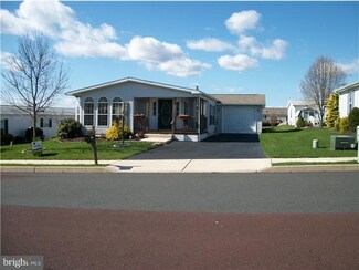 249 W 4th St, Red Hill, PA 18076