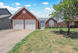 10116 Long Rifle Dr, Fort Worth, TX 76108