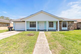 104 Marseilles Dr, Lafayette, LA 70506