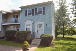 19 Southfield Dr, Webster, NY 14580