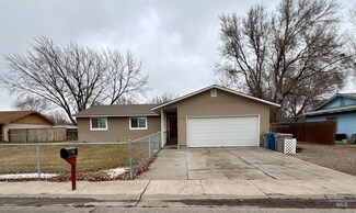 770 W 12th S, Mountain Home, ID 83647