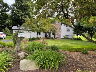 2096 Sycamore Dr, Rochester, IN 46975