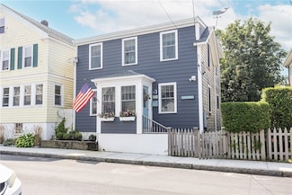 21 Connection St, Newport, RI 02840