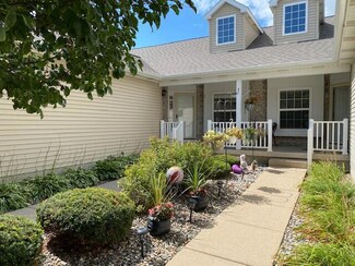 903 Sandview Dr Unit 32, Charlotte, MI 48813