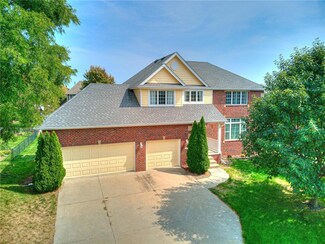 131 59th St, West Des Moines, IA 50266