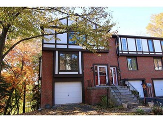 208 Little Hollow Dr, Sewickley, PA 15143