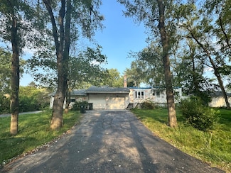 7213 Giddings Ave, Burr Ridge, IL 60527