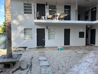 600 NE 46th Ct Unit 10, Oakland Park, FL 33334