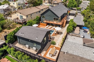 2240 Ewing St, Los Angeles, CA 90039