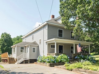 135 Golden Hill Ave, Haverhill, MA 01830