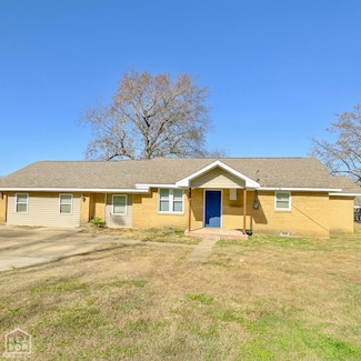 212 E College St, Bono, AR 72416