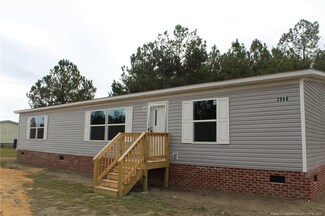 2868 Lobelia Rd, Vass, NC 28394