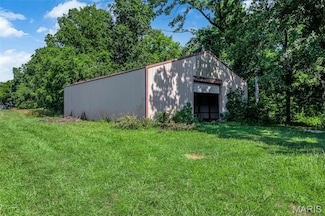 671 Birkhead Rd, Winfield, MO 63389