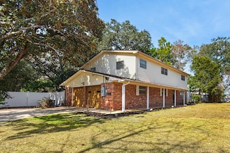 1202 Beachview Dr NE, Fort Walton Beach, FL 32547