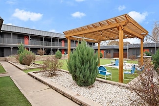6509 Berkman Dr Unit 115, Austin, TX 78723