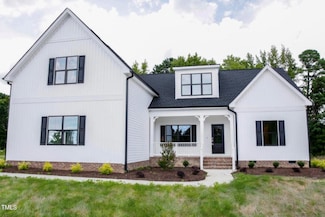 155 Diamond Creek Dr, Zebulon, NC 27597