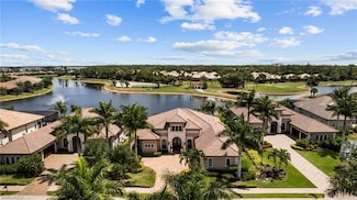 6597 Costa Cir, Naples, FL 34113