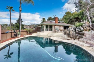 9274 Camino Paz Ln, La Mesa, CA 91941