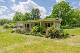 450 Stoney Battery Rd, Marion, VA 24354