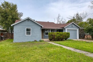 931 E Saginaw Way, Fresno, CA 93704