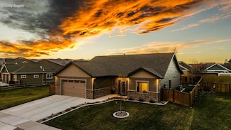40 Sunrise Ln, Sheridan, WY 82801