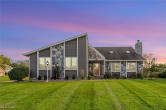 1388 Red Coach St SE, North Canton, OH 44720