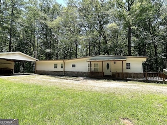 56 Beaver Cove Dr, Lagrange, GA 30240