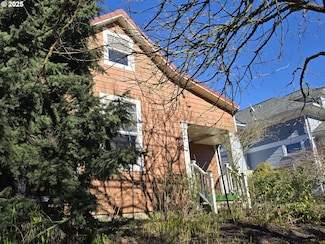 1125 SE Linn St, Portland, OR 97202
