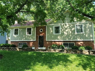 15020 S Bradley Dr, Olathe, KS 66062