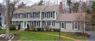 8 Berkeley Ln, Andover, MA 01810