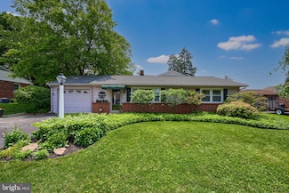 12 Casey Dr, Willow Street, PA 17584