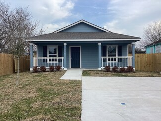 2822 Elgin St, Corpus Christi, TX 78405