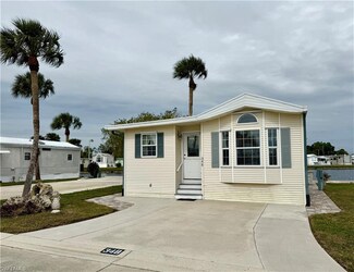 348 Bobcat Run Unit 348, Naples, FL 34114
