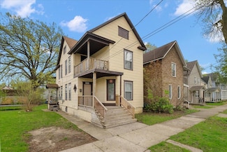 946 Mcreynolds Ave NW, Grand Rapids, MI 49504